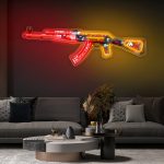 Lumini Neon Elegante, Design AK47, Imprimare UV, Dimensiuni 59.99 cm x 18.49 cm, Alimentare USB cu Zece Niveluri de Luminozitate, Perfecte pentru Gaming și Decor Acasă, Cadoul Ideal pentru Prieteni
